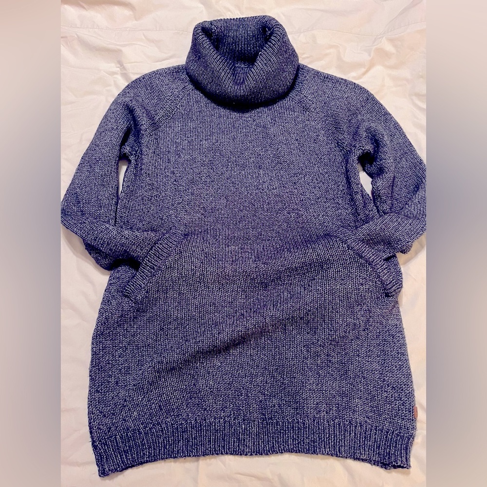 Burton long turtle neck sweater